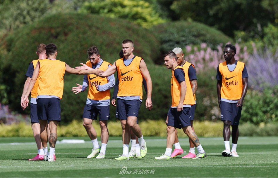 个防守型中 个防守型中