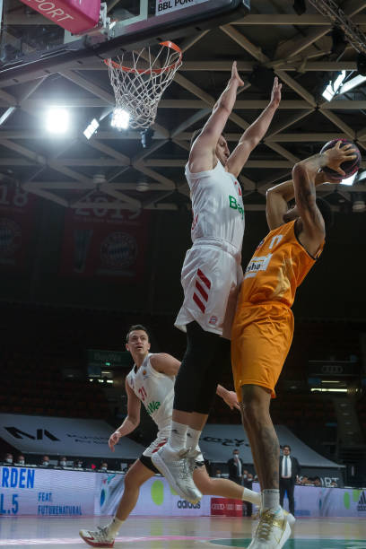 阵意甲领头 阵意甲领头