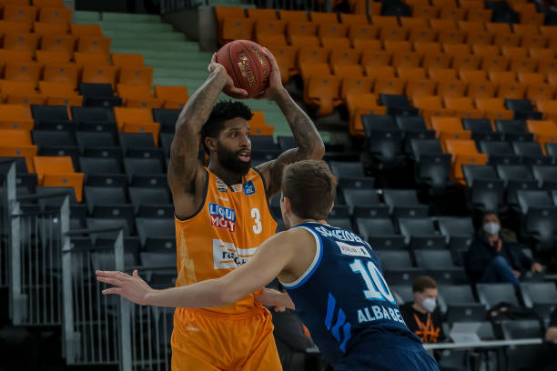 大胆而不失 大胆而不失