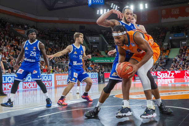 关键战无冕 关键战无冕